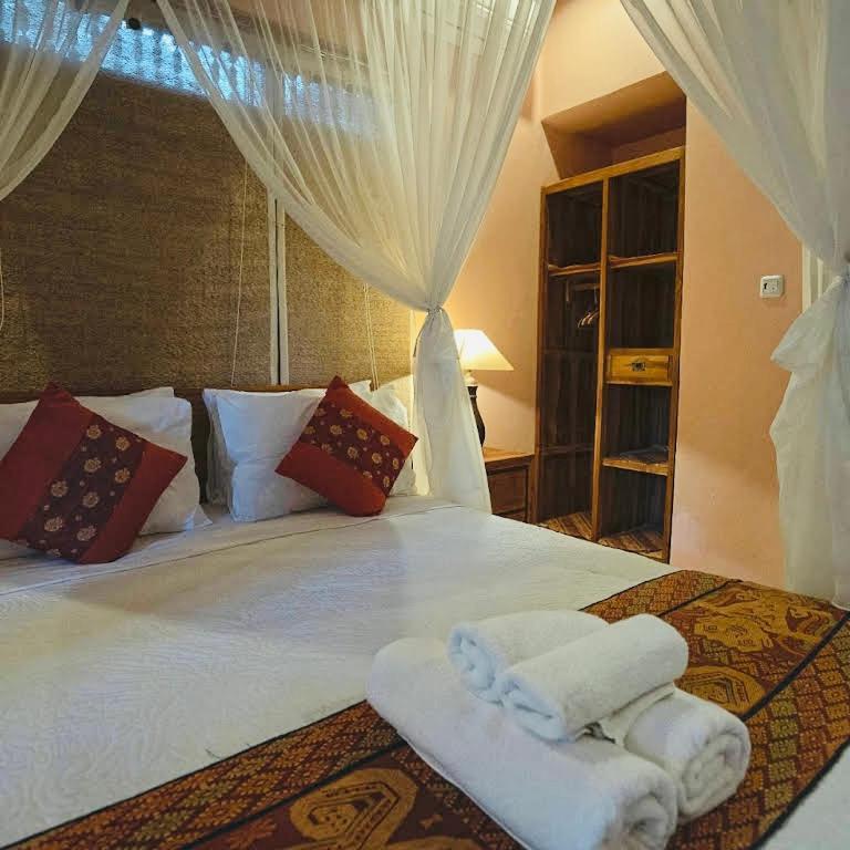 Aura Bisma Guesthouse Убуд Экстерьер фото